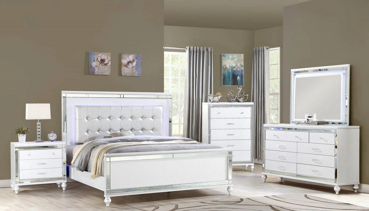 Galaxy Home Sterling 3 Drawer Nightstand in White GHF-808857739766