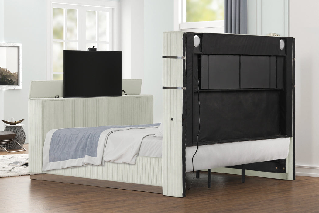 Lavish Bedroom Set