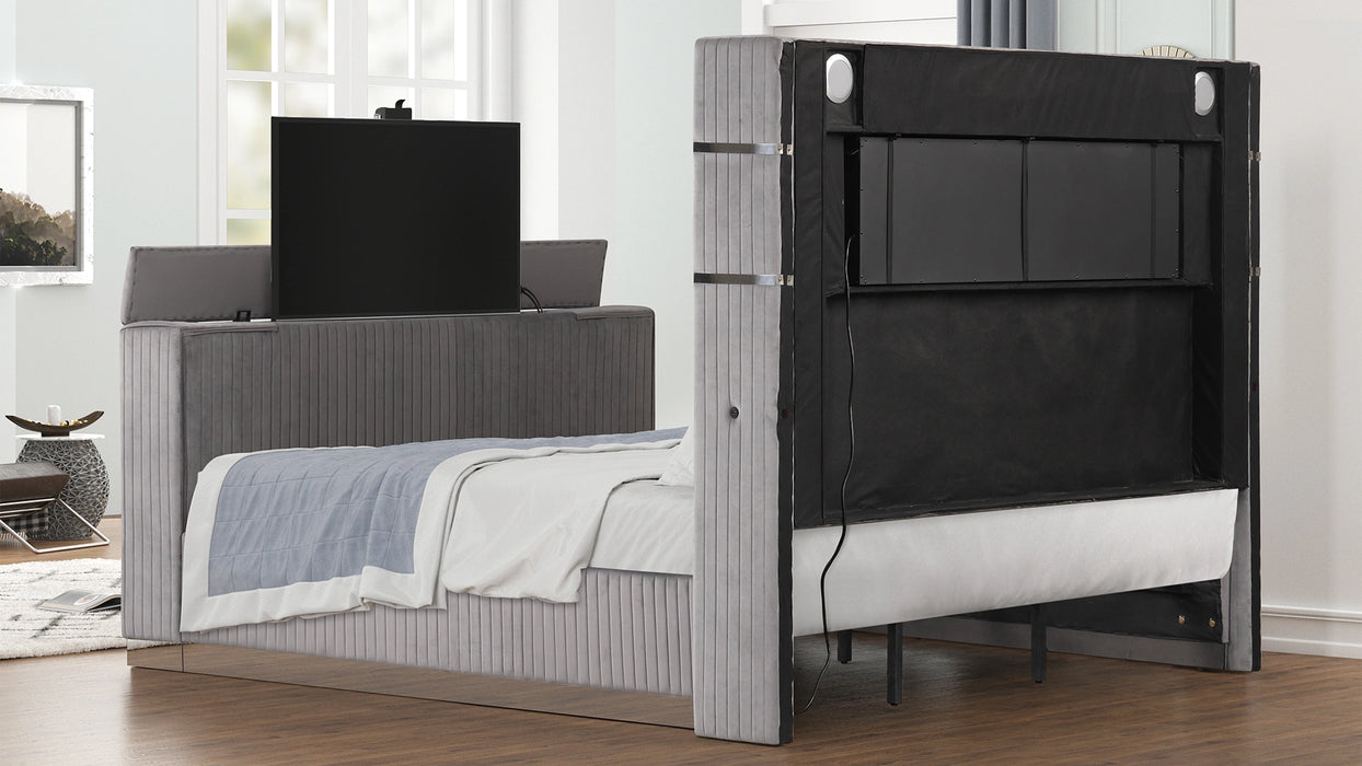 Lavish Bedroom Set