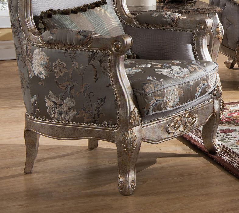 Oprah Traditional Style Chair in Metallic finish Wood