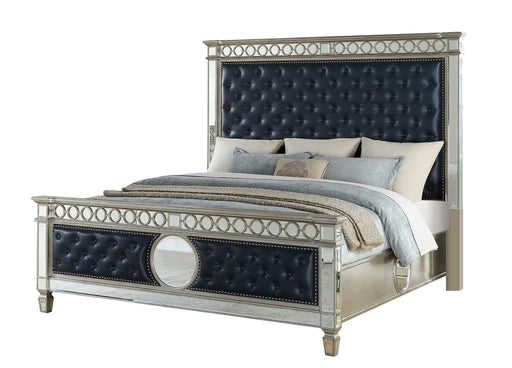 Brooklyn Contemporary Style King Bed in Silver finish Wood image