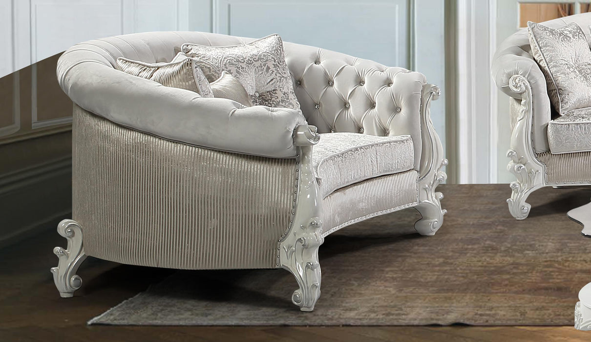 Juliana Traditional Style Loveseat in Pearl White finish Wood