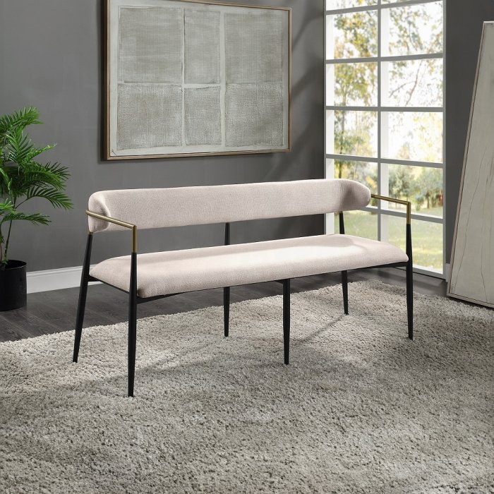 dn02698_3.jpg Jaramillo Bench